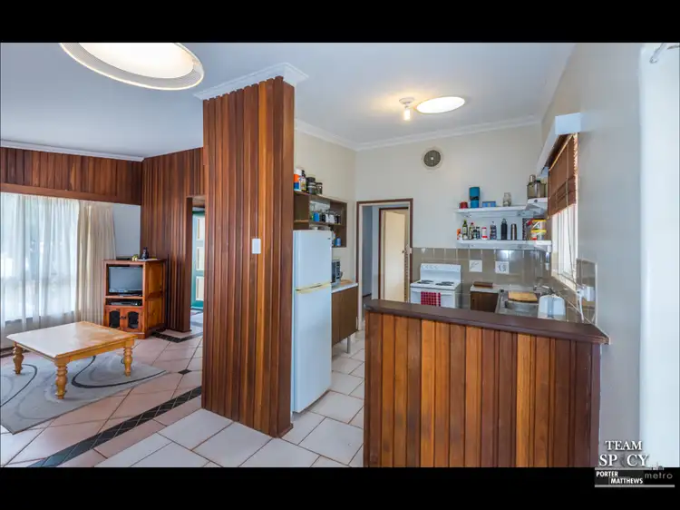 Seventh view of Homely house listing, 31 Lindy Way, Camillo WA 6111