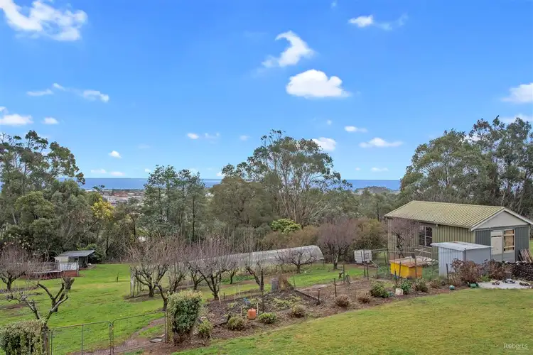16 Merinda Drive, Ulverstone TAS 7315