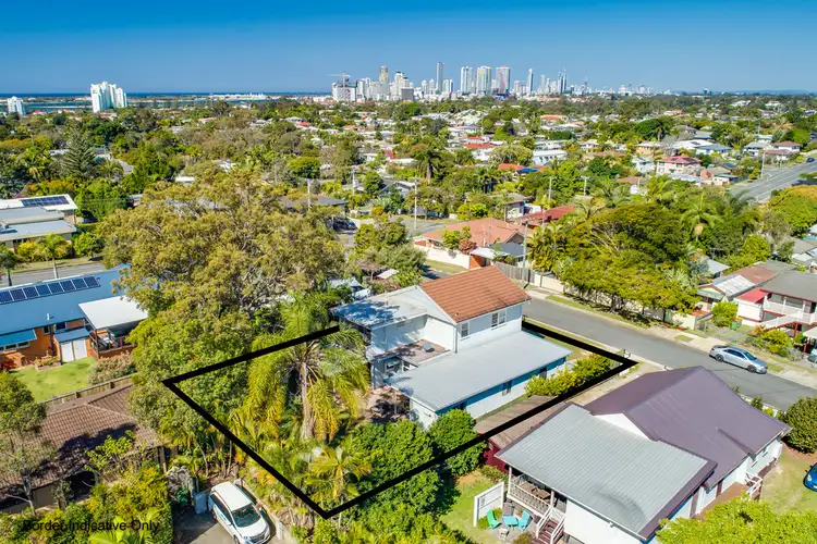 3 Schneider Avenue, Labrador QLD 4215