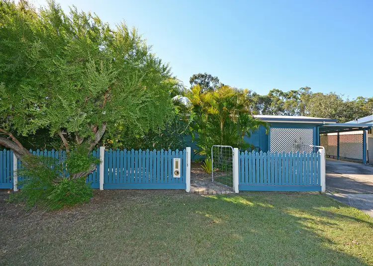 4 Barry Street, Torquay QLD 4655