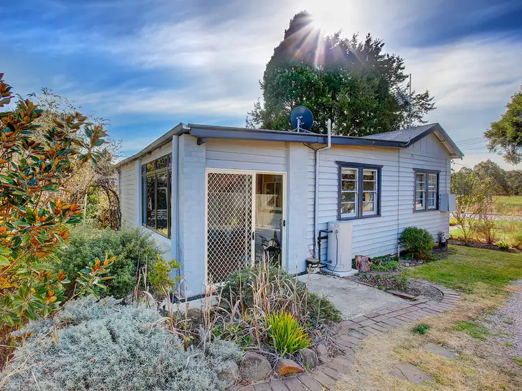 Second view of Homely house listing, 8 Cook St, Mittagong NSW 2575
