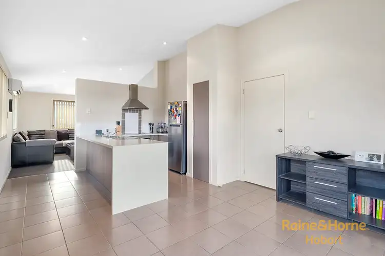 Fifth view of Homely villa listing, 2/6 Ralph Terrace, Rokeby TAS 7019