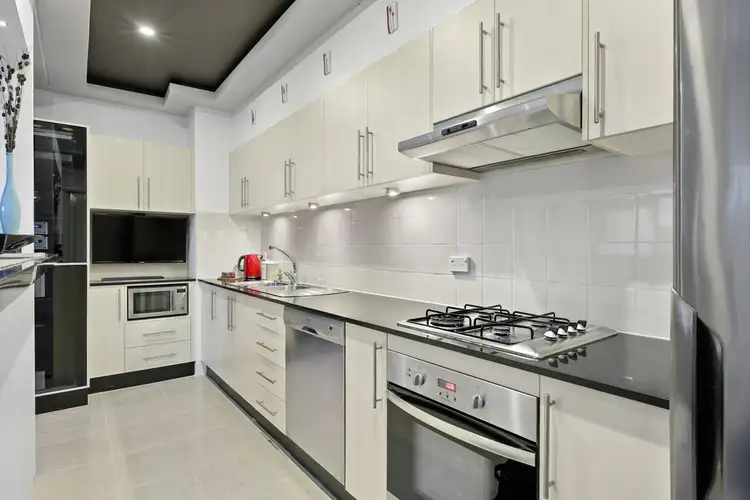 Third view of Homely apartment listing, 2/35-37 Renwick Street, Redfern NSW 2016
