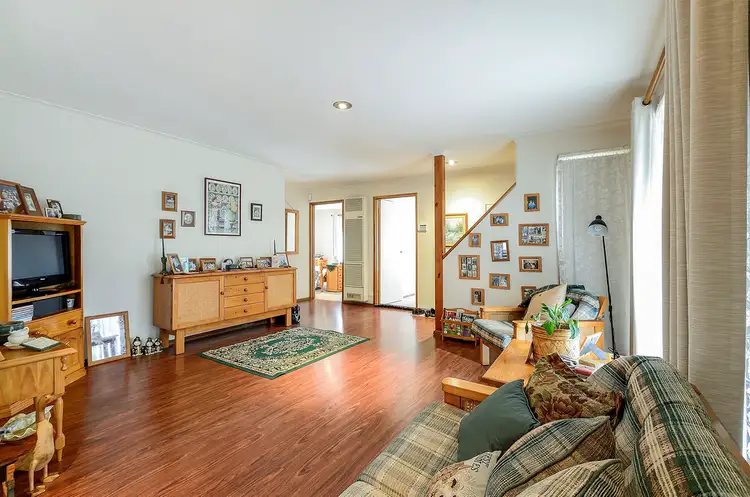 Third view of Homely house listing, 4 Gibb Court, Pakenham VIC 3810