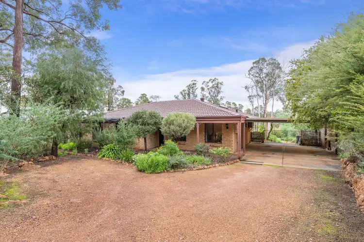 11 Grenville Road, Stoneville WA 6081