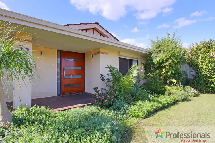 Second view of Homely house listing, 32 Merrifield Circle, Leeming WA 6149