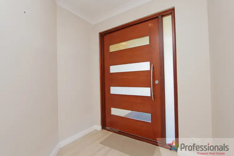 Third view of Homely house listing, 32 Merrifield Circle, Leeming WA 6149