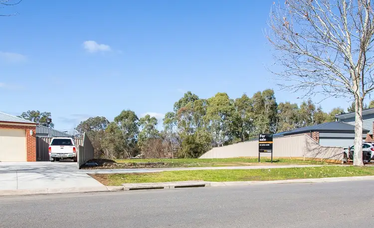 26 Clarendon Avenue, Wodonga VIC 3690