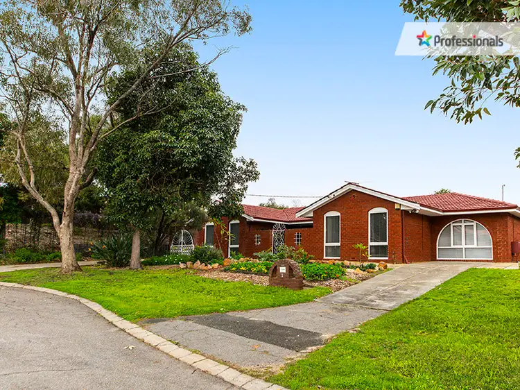 2 Lensham Pl, Armadale WA 6112