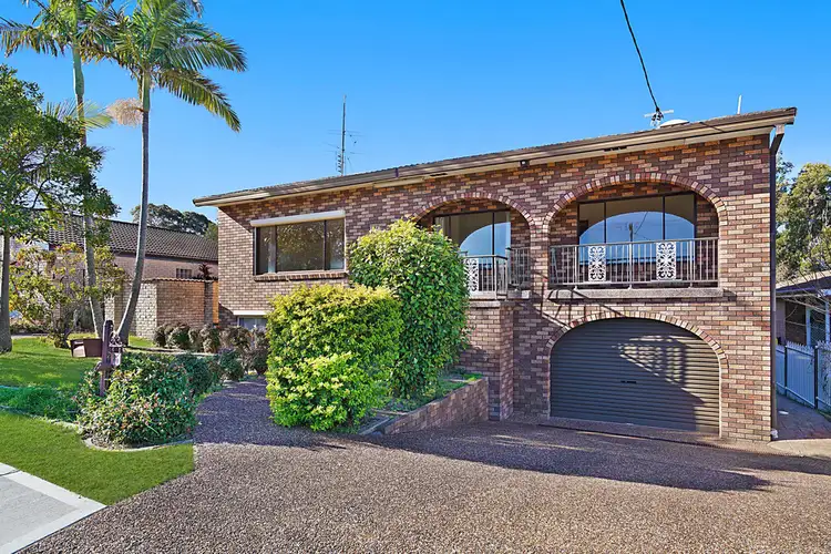 35 Sunrise Avenue, Budgewoi NSW 2262