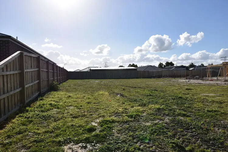 42 Discovery Boulevard, Moe VIC 3825