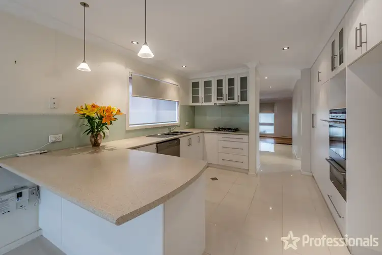 12 Highbury Street, Mount Tarcoola WA 6530
