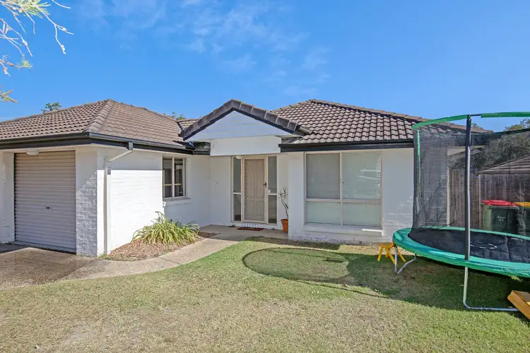 2/92 Greenacre Drive, Parkwood QLD 4214