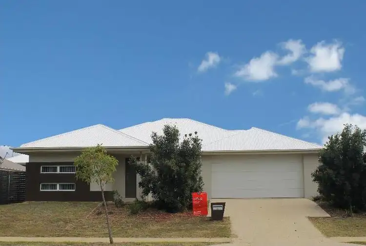 29 Lilyvale Esplanade, Boyne Island QLD 4680