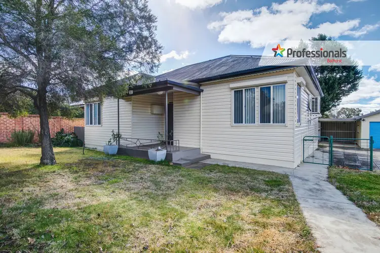51 Brilliant Street, Bathurst NSW 2795