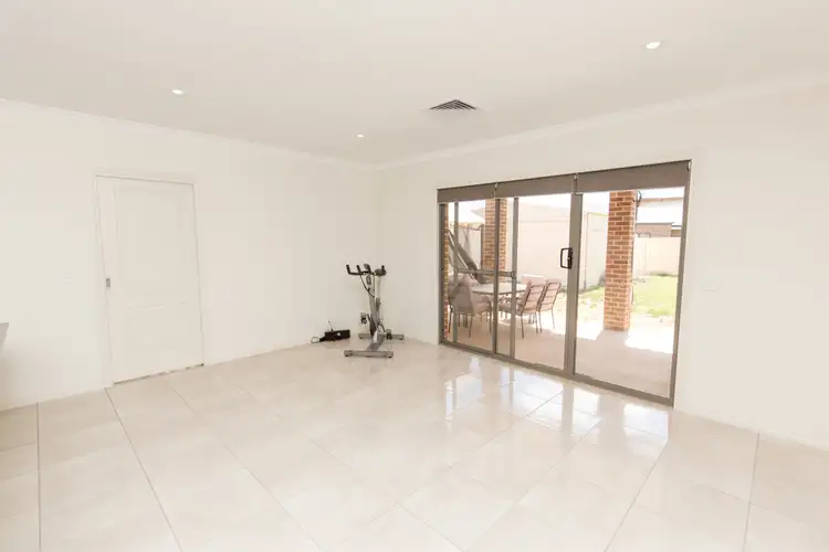 Fifth view of Homely house listing, 837 Etiwanda Avenue, Mildura VIC 3500