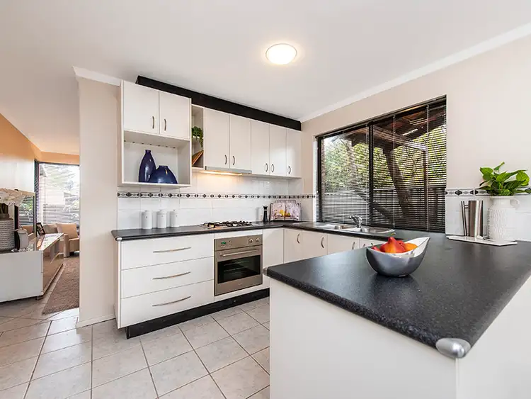 Sixth view of Homely villa listing, 4/7 Park Street, Como WA 6152