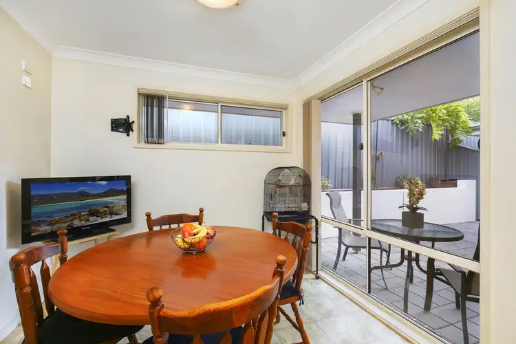 Fourth view of Homely villa listing, 5/117-119 Wells Street, Springfield NSW 2250