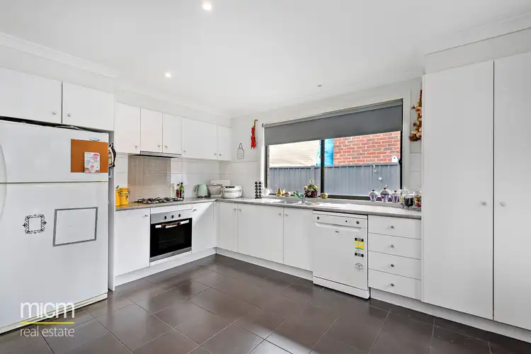 Fifth view of Homely house listing, 2 Ormesby Place, Deer Park VIC 3023