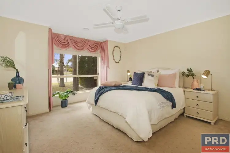 Fourth view of Homely house listing, 11 Donnolley Court, Lavington NSW 2641