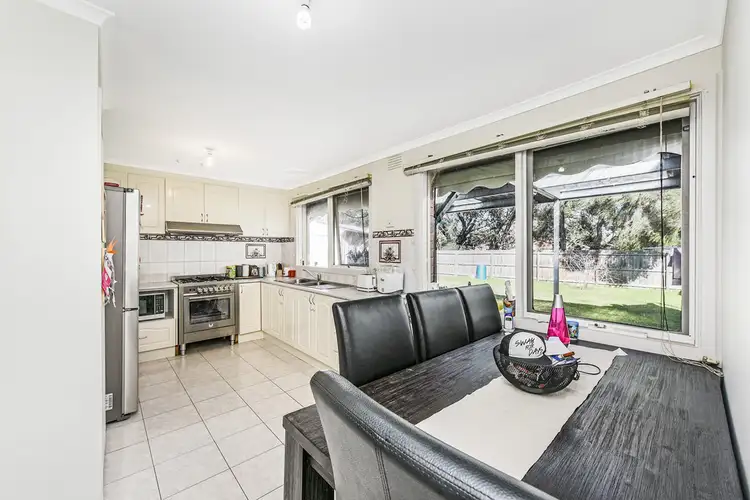 Fifth view of Homely house listing, 3 Manning Close, Hampton Park VIC 3976