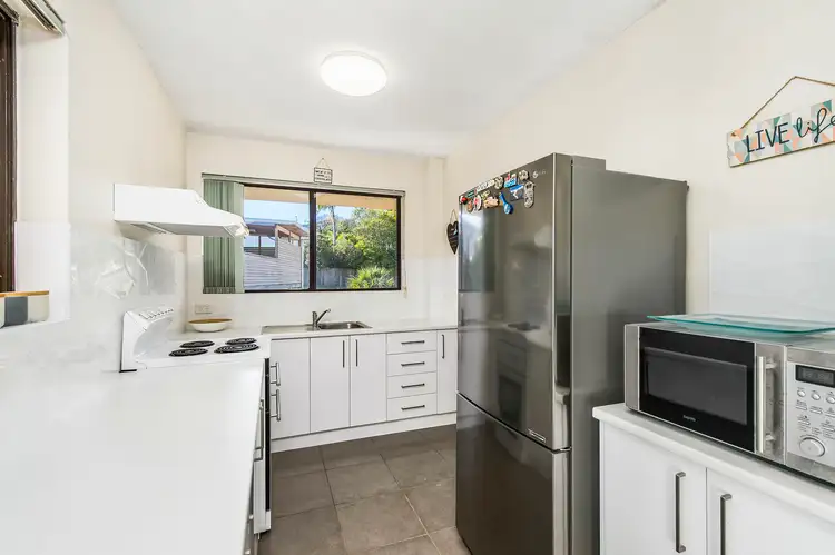 Sixth view of Homely unit listing, 6/2 Oxley Crescent, Port Macquarie NSW 2444