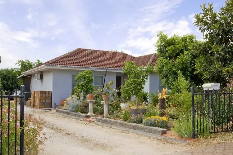 1662 Main North Road, Brahma Lodge SA 5109