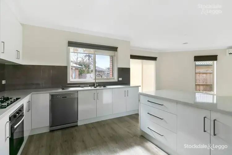 Sixth view of Homely unit listing, 5 Kindred Close (off Lorna Court), Mooroolbark VIC 3138