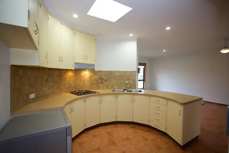 Sixth view of Homely house listing, 2 Henderson Avenue, Horsham VIC 3400