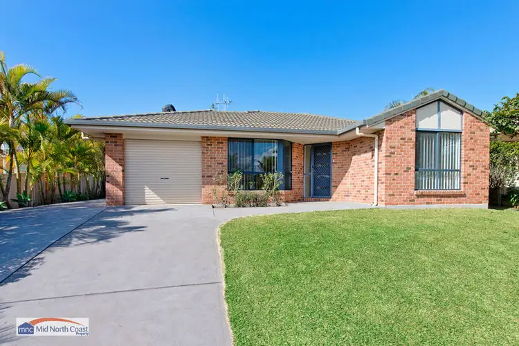 Fourth view of Homely house listing, 40 Fiona Crescent, Lake Cathie NSW 2445