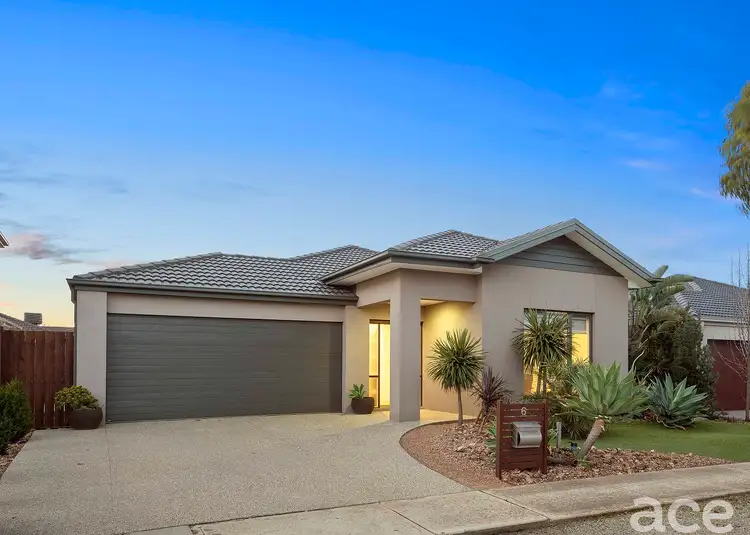 6 Periwinkle Way, Point Cook VIC 3030