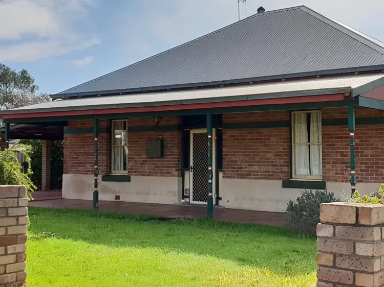 28 Richardson Street, Katanning WA 6317