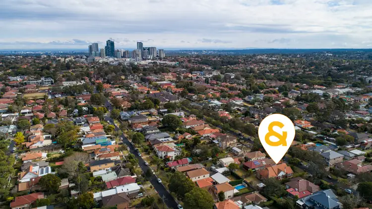 Fourth view of Homely house listing, 18 Cambridge Street, Willoughby NSW 2068