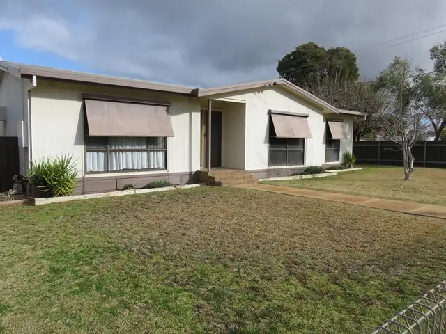 36 RUPERT STREET, Narrandera NSW 2700