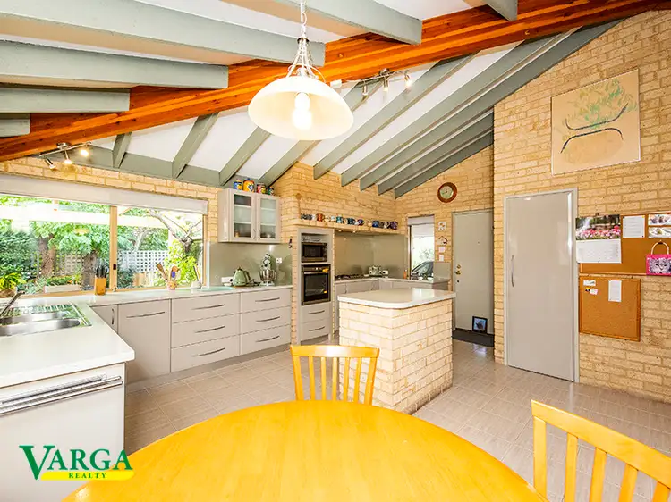 22 Fingall Way, Willetton WA 6155