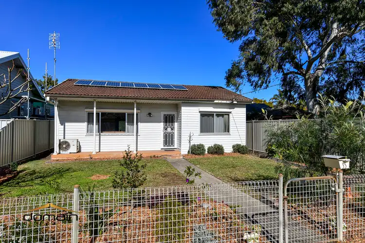 35 Boronia Avenue, Woy Woy NSW 2256