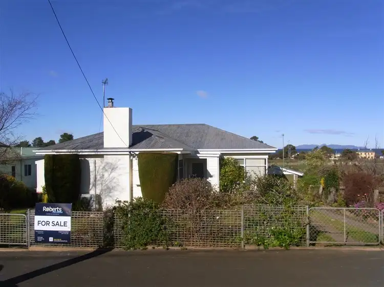 4 Victoria Street, Swansea TAS 7190