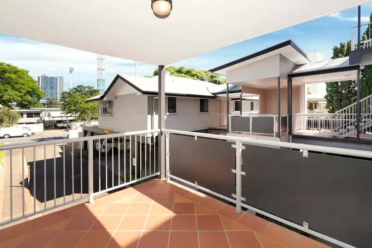 Second view of Homely apartment listing, 5/106 Linton Street, Kangaroo Point QLD 4169