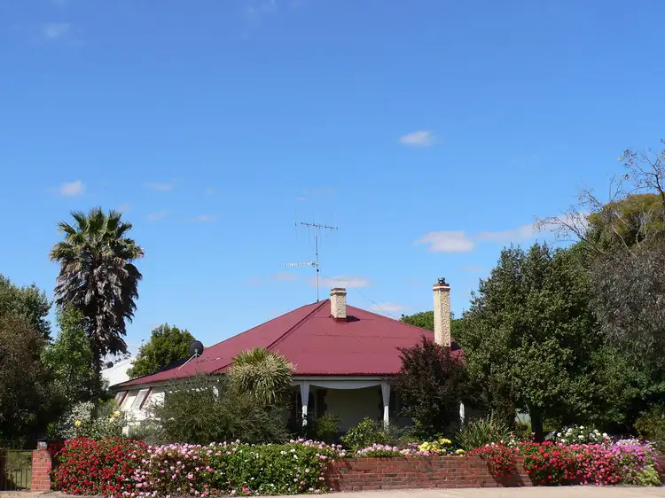33 Adam Street, Katanning WA 6317