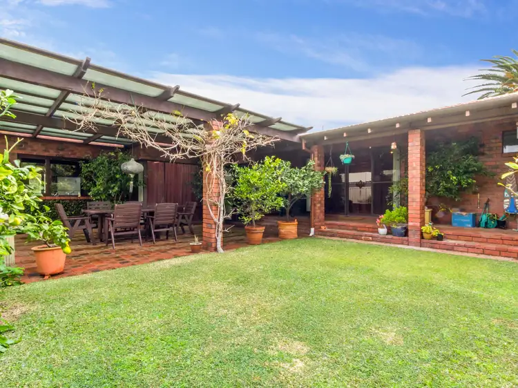 21 Summerhayes Drive, Karrinyup WA 6018