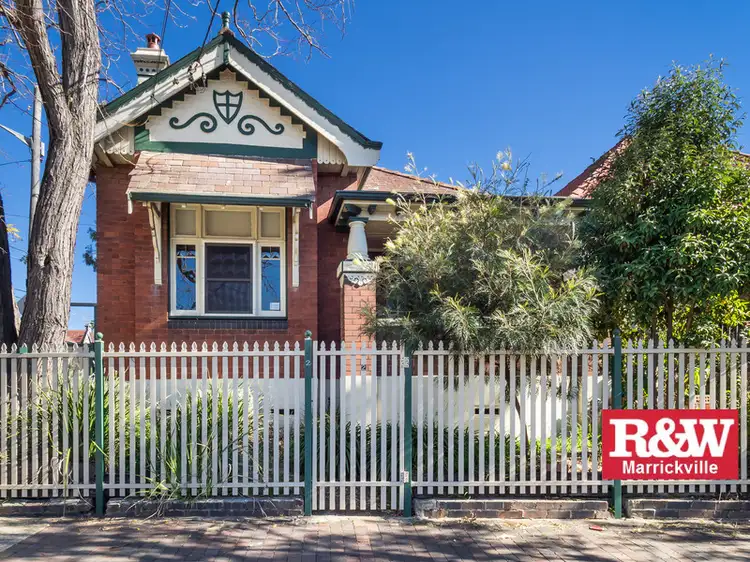 2 Hillcrest Street, Tempe NSW 2044