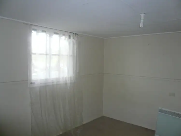 Seventh view of Homely house listing, 9 Molyneaux Street, Warracknabeal VIC 3393