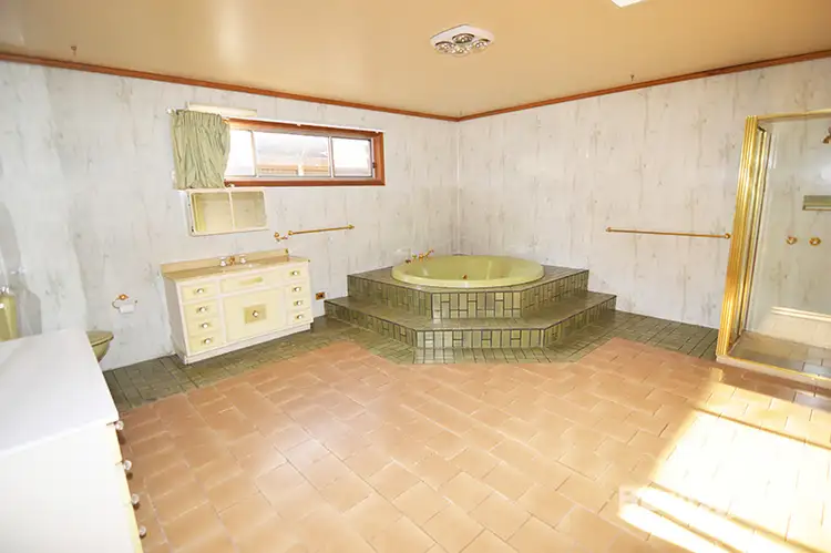 Sixth view of Homely house listing, 174 Eleventh Street, Mildura VIC 3500