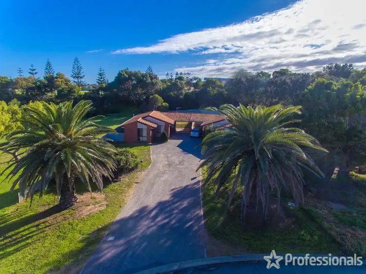 9A & 9B Kononen Place, Beresford WA 6530
