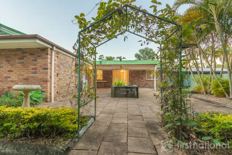 12 Tallawong Close, Beerwah QLD 4519
