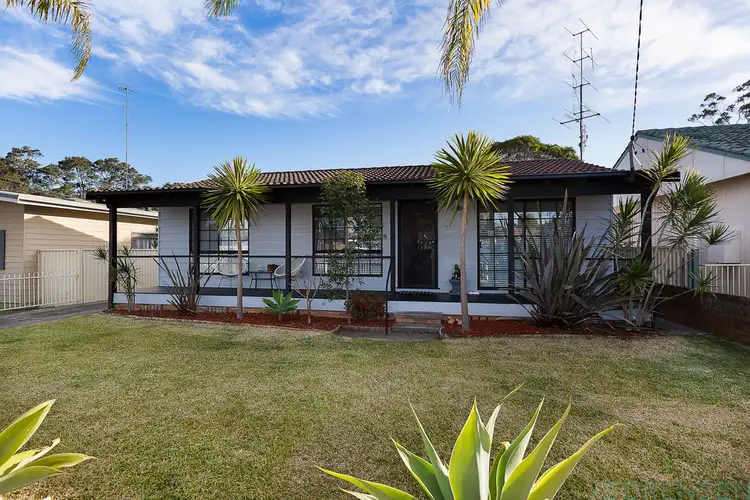 26 Howelston Road, Gorokan NSW 2263