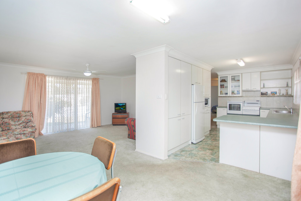Third view of Homely house listing, 8 Kurrajong Crescent, Taree NSW 2430