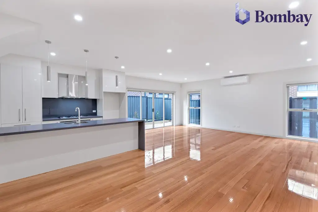 Main view of Homely house listing, 1/23 Strident Road, Craigieburn VIC 3064