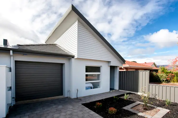 17 Ella Street
