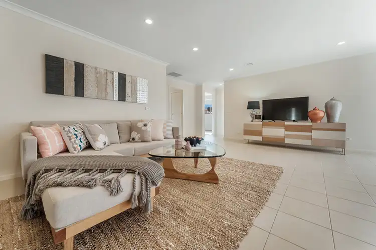 Sixth view of Homely house listing, 4 Cable Circuit, Craigieburn VIC 3064